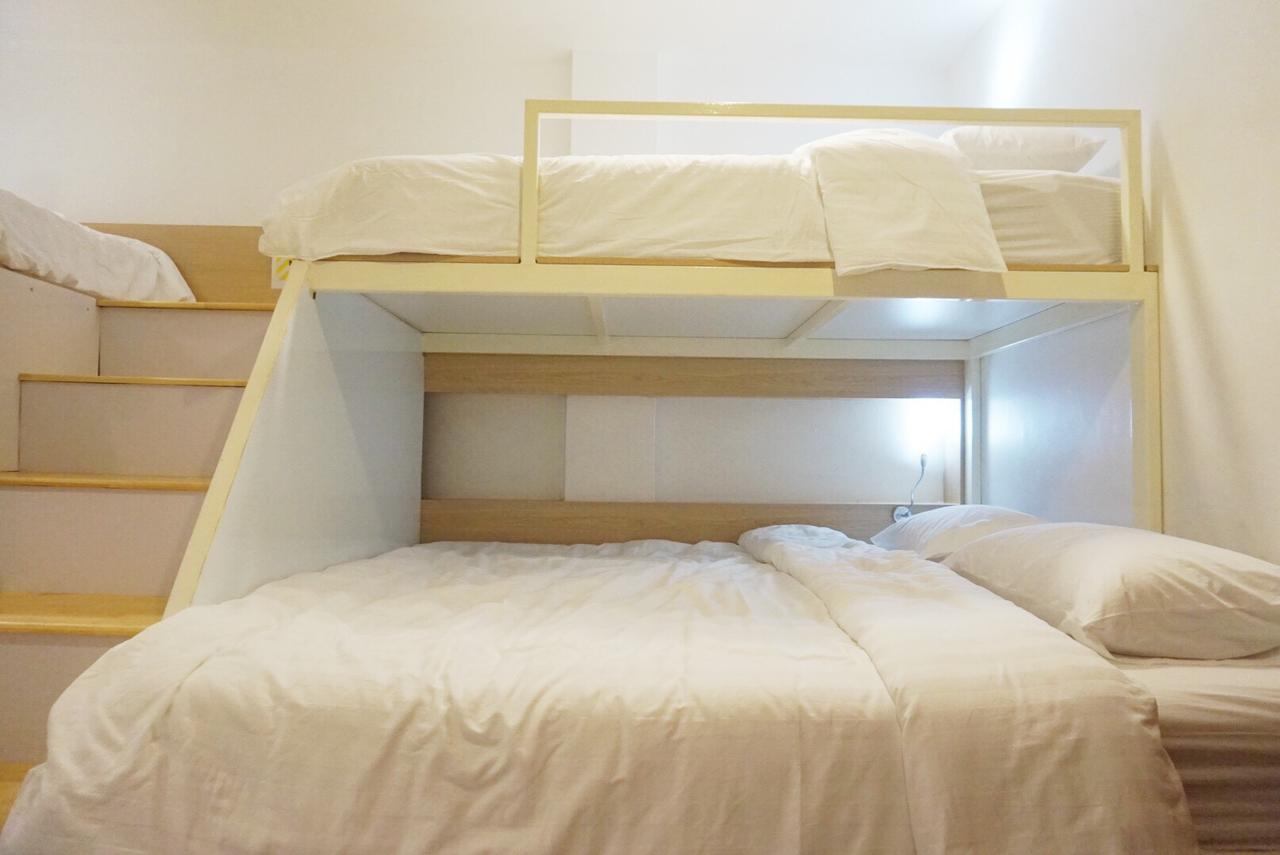 Boon Street Hostel Bangkok Exterior foto